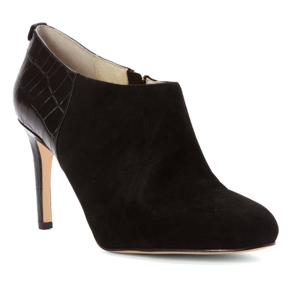Michael Kors size 10 Sammy Heeled Ankle Booties.